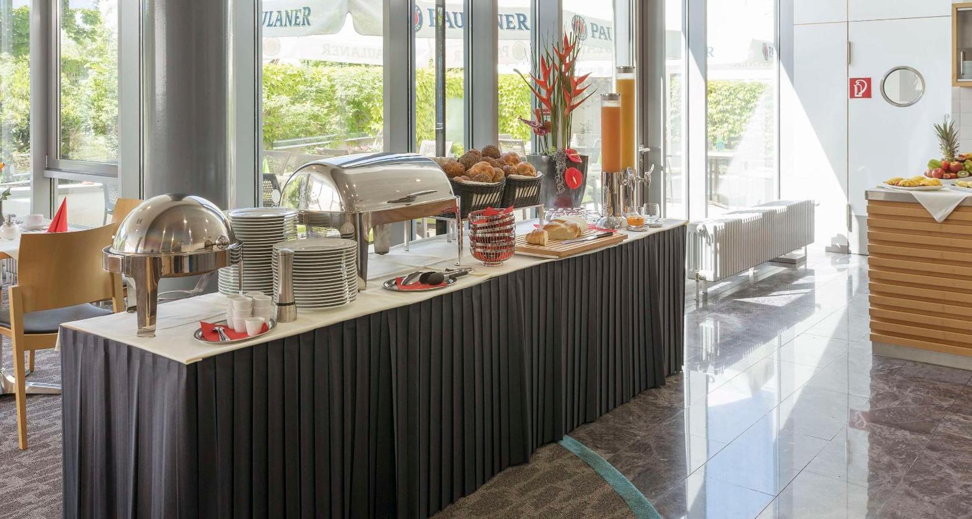 Best Western Hotel Am Europaplatz Königsbrunn Екстериор снимка